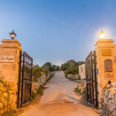 Pool & - Wellness St Martin L-Imgarr