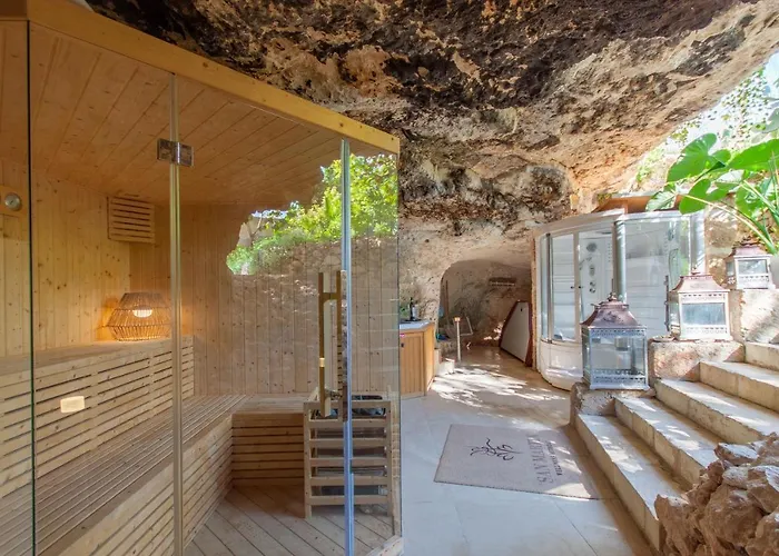 Pool & - Wellness St Martin * L-Imgarr